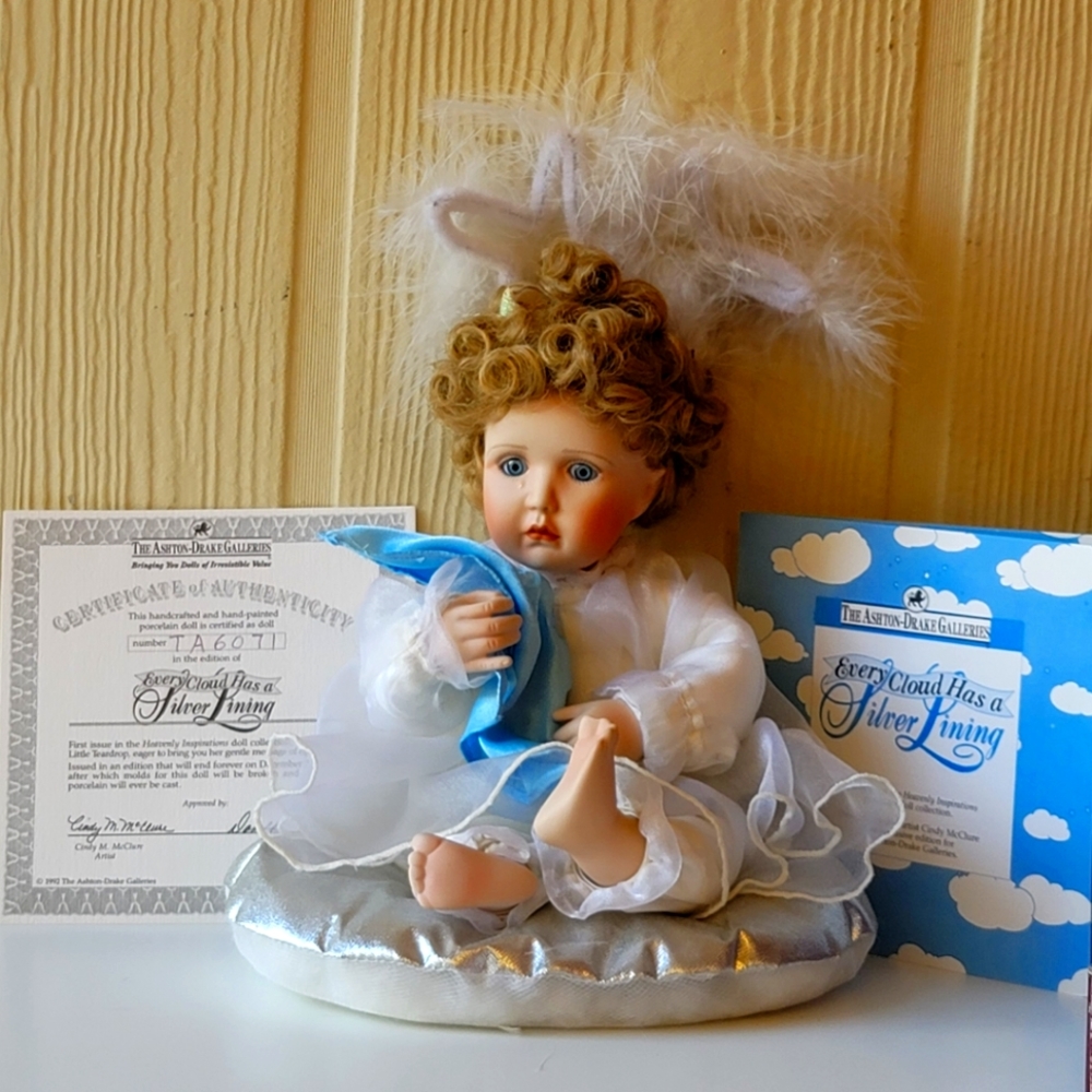 Ashton Drake Galleries 1992 "Every Cloud has a Silver Lining" Doll Vintage